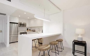 One of a Kind - Ocean View Luxury Condo