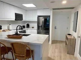 One of a Kind - Ocean View Luxury Condo