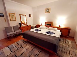 Apartment with balcony Nike