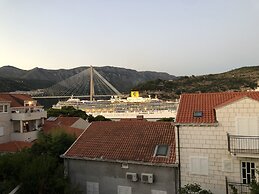 Apartment with balcony Nike