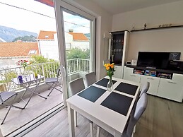 Apartment with balcony Nike