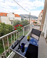 Apartment with balcony Nike