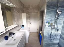 Apartment with balcony Nike