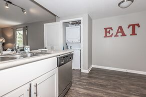 Resort Style Condo 220MV