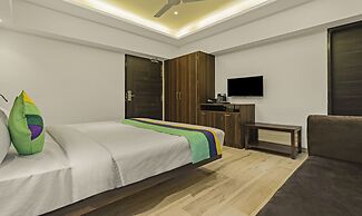 Treebo Pink City Grand