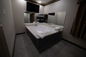 Artesia Motor Inn