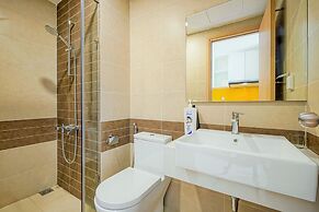 Lisa's Home - Millennium Luxury