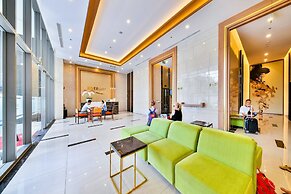 Lisa's Home - Millennium Luxury