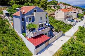 Apartment Blue Oasis - Three Bedroom Apartment