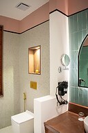 Casa Blanca LakeCity