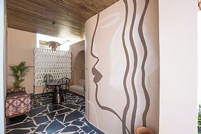 Casa Blanca LakeCity