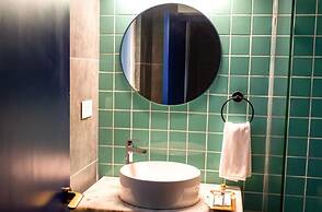 Casa Blanca LakeCity