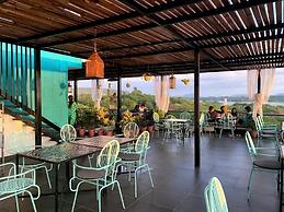 Casa Blanca LakeCity