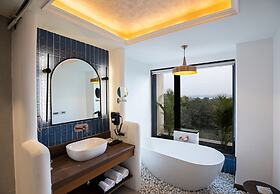 Casa Blanca LakeCity