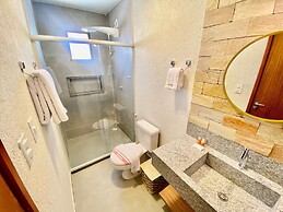 Jubaia Milagres by ER