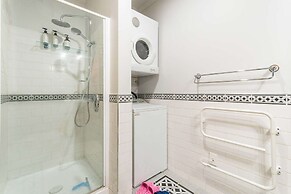 Waterfront Seaview Apt Hotel