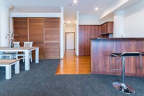 Waterfront Seaview Apt Hotel