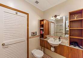 Waterfront Seaview Apt Hotel