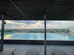 The Lennox Apartments-Airport