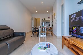 Lucentia Residence BBCC By Bedstay