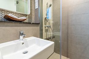 Lucentia Residence BBCC By Bedstay