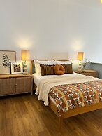 Viva Farmhouse