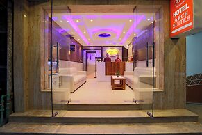 Hotel Arch Suites