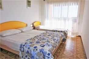 Belvilla by OYO Snug Apartment With Garden