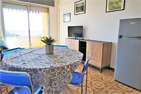 Belvilla by OYO Snug Apartment With Garden