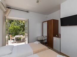 Begovic Guest House - Twin Room