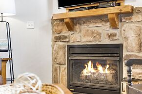 Whispering Creek - In the Heart of Ozarks, Near DT!