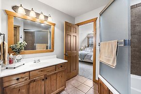 Whispering Creek - In the Heart of Ozarks, Near DT!