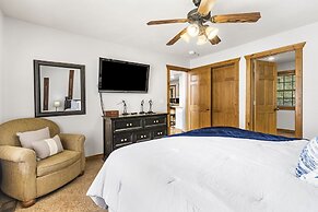 Whispering Creek - In the Heart of Ozarks, Near DT!