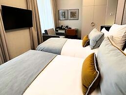 The Crown Krakow Center - Handwritten Collection ACCOR