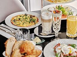 The Crown Krakow Center - Handwritten Collection ACCOR