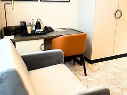 The Crown Krakow Center - Handwritten Collection ACCOR