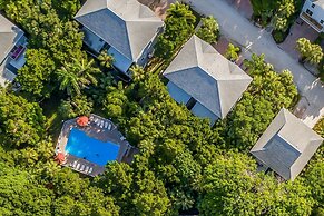 North Beach Paradise 3 Bedroom Townhouse by RedAwning