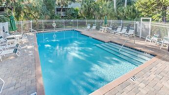 North Beach Paradise 3 Bedroom Townhouse by RedAwning