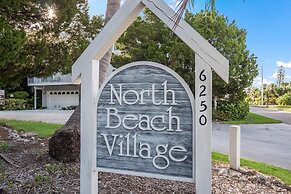 North Beach Paradise 3 Bedroom Townhouse by RedAwning