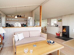 6 Person Holiday Home in Jaegerspris
