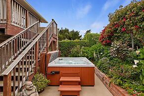 Padaro Midcentury Beach & Garden