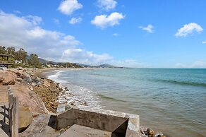 Padaro Midcentury Beach & Garden
