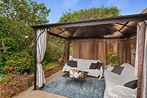 Padaro Midcentury Beach & Garden