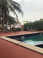 Black And White Hôtel