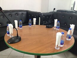 Black And White Hôtel