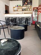 Black And White Hôtel