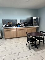 Tanglewood Motel