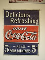 Creston Valley Motel