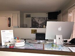 Creston Valley Motel