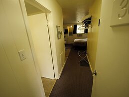 Creston Valley Motel